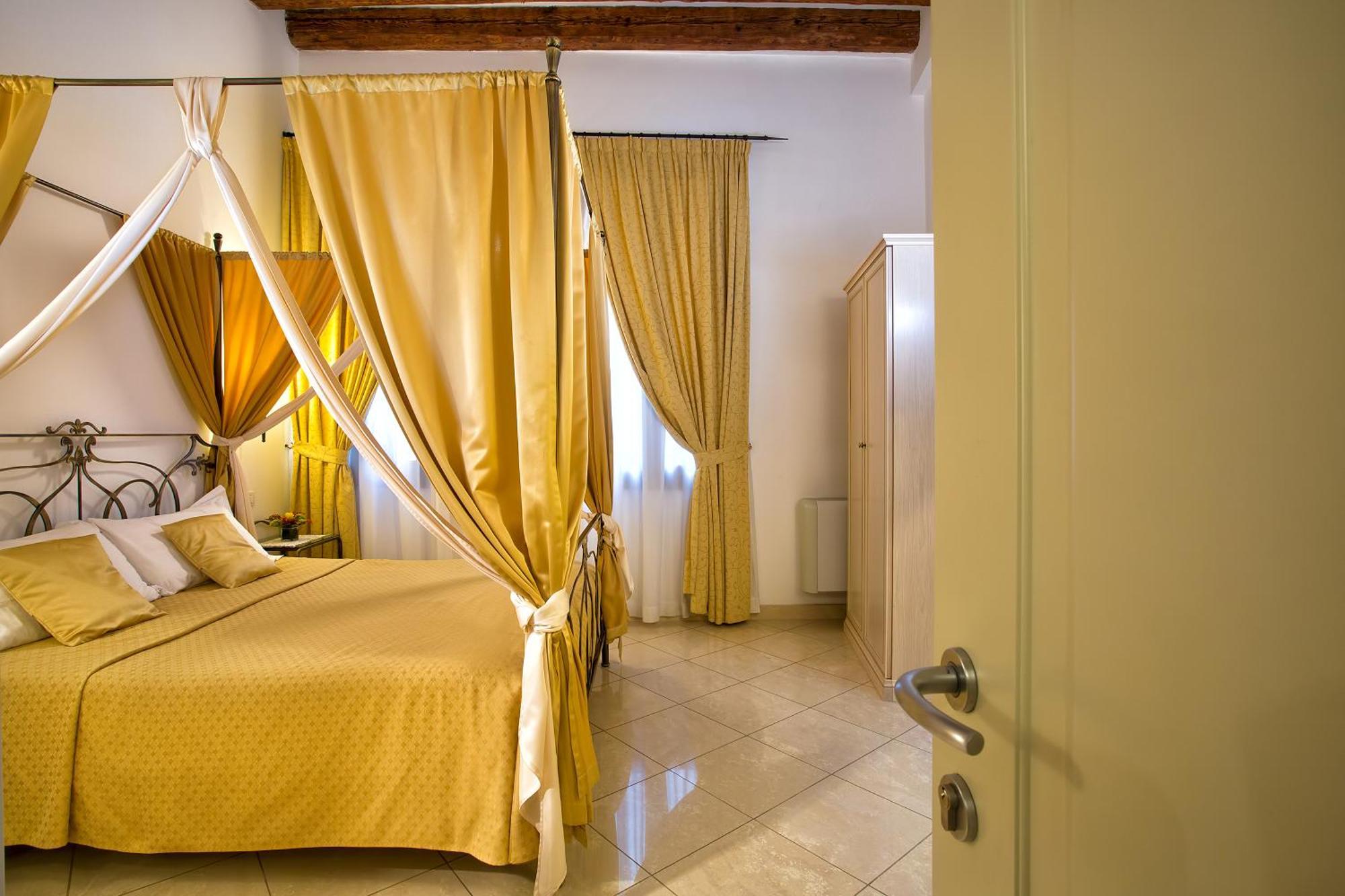 Bed and breakfast Vite Dorata 3*