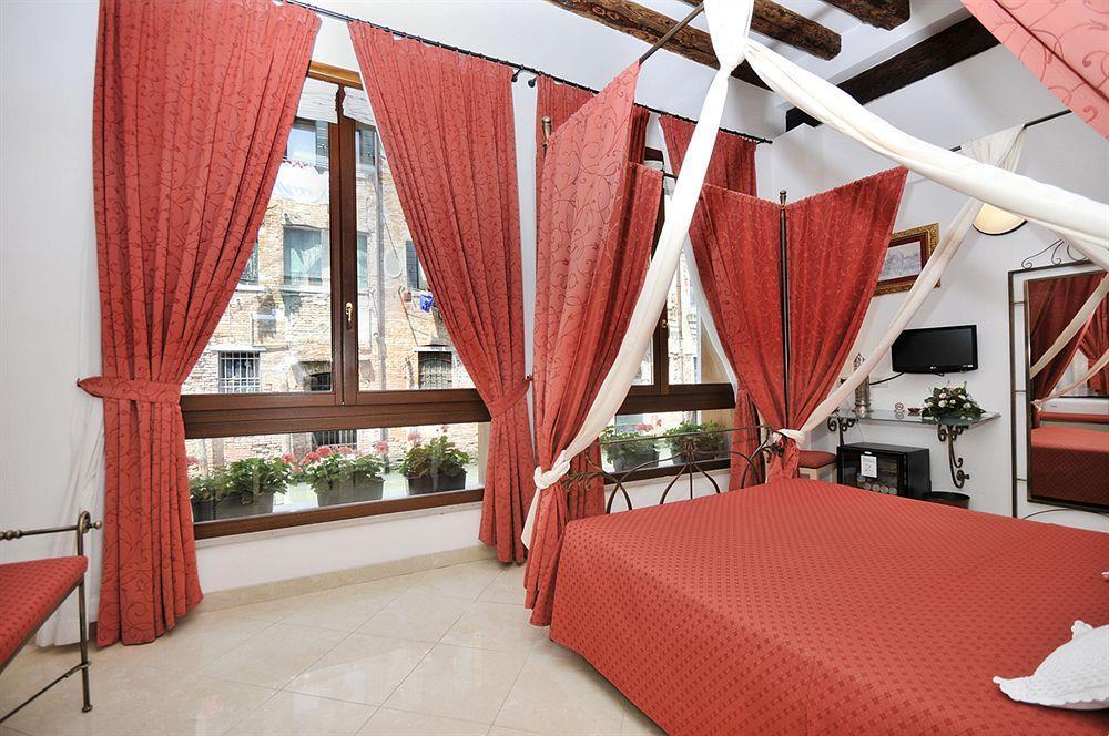 Bed and breakfast Vite Dorata 3*